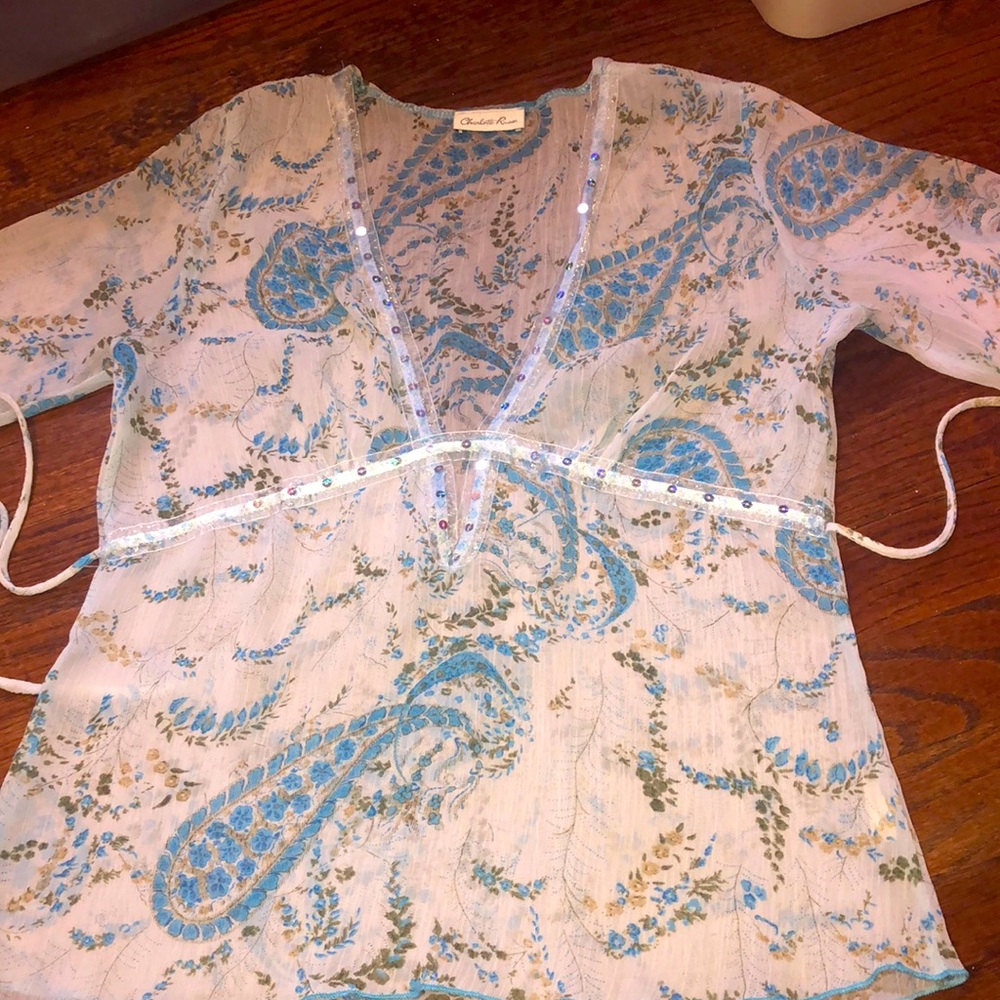 Beauty blouse